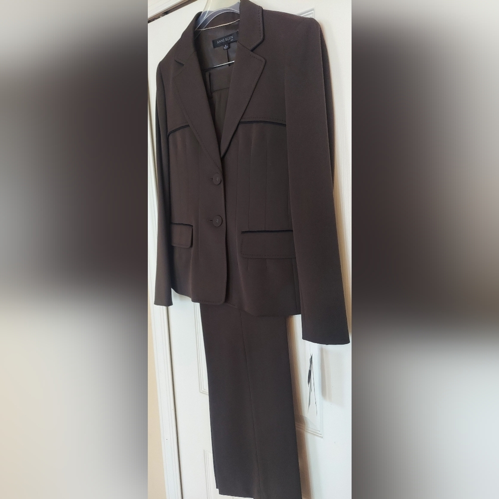 New Ann Klein Designer Women's Brown Two-Piece Professional Pant Suit Set 6P